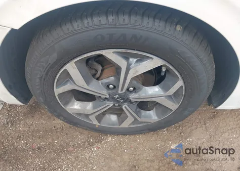 2021 Kia Forte Lxs из США, поврежденный, VIN 3KPF24AD8ME405694